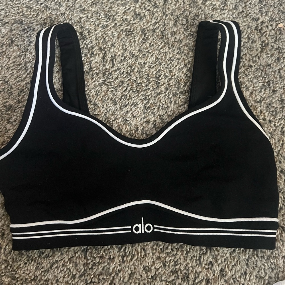 Alo sports bra